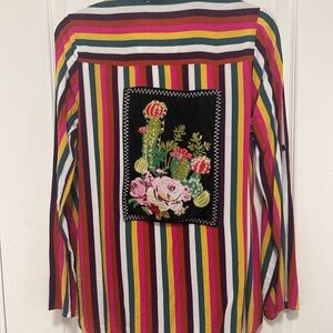 Andrée By Unit Women’s Multicolored Striped Top W/ Cacti Stitched Image On Back